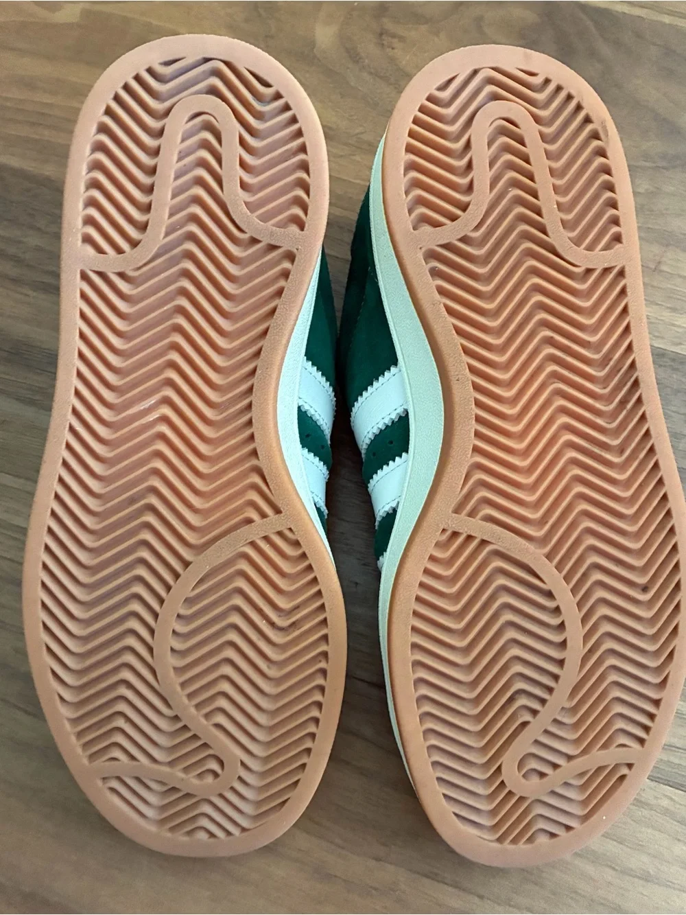 Adidas Campus 00s Green Suede Gum Sole Sneakers Men’s 5
